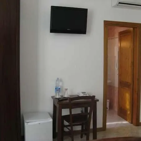 Bed & Breakfast Isa Carrara